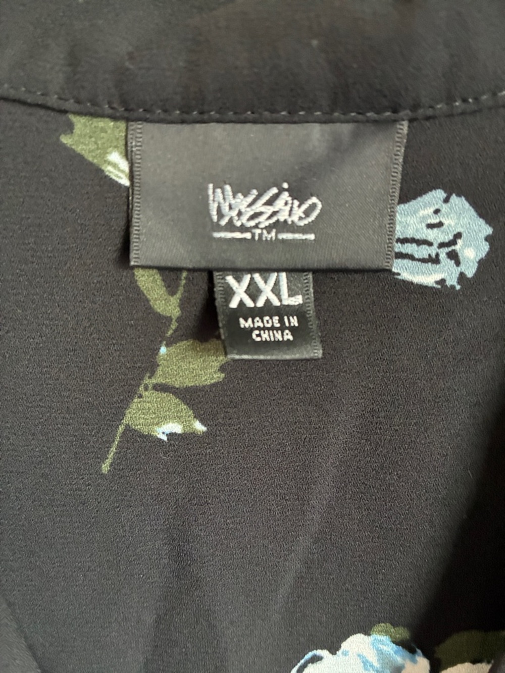 Mossimo Supply Co. Black Sleeveless V-Neck Blouse with Light Blue Floral Print - Picture 2 of 5